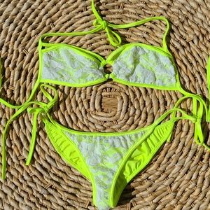 Lace bikini